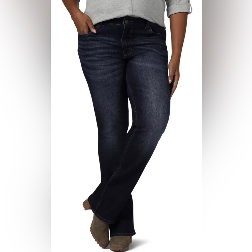 Riders by Lee Indigo Women’s Plus Size Midrise Bootcut Jean Size 22 Petite